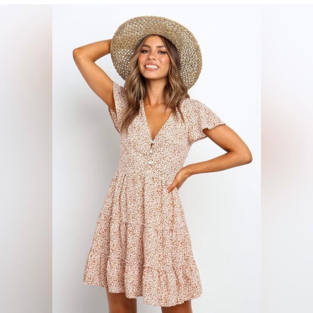Petal and Pup Dancer Floral Button Front Tiered Mini Dress Tan Cream Size 6
